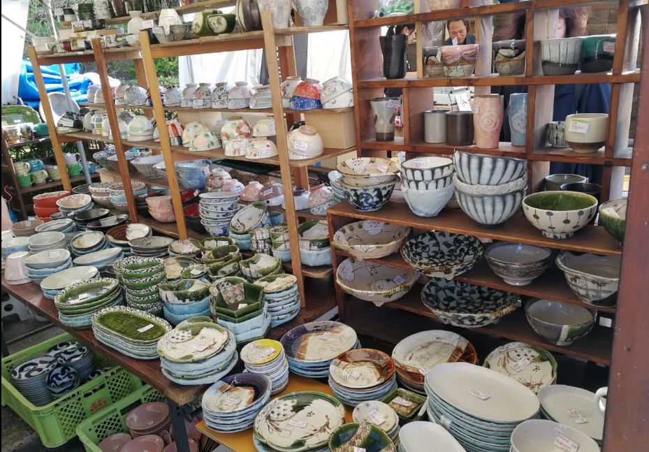 “碰瓷”日本美浓烧集市,我们最动心的却是一个木质便当盒