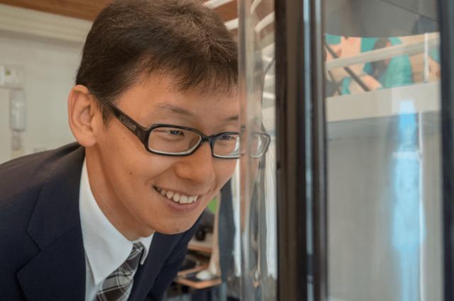 和初音结婚的真实现状,花200万和初音结婚的日本男子