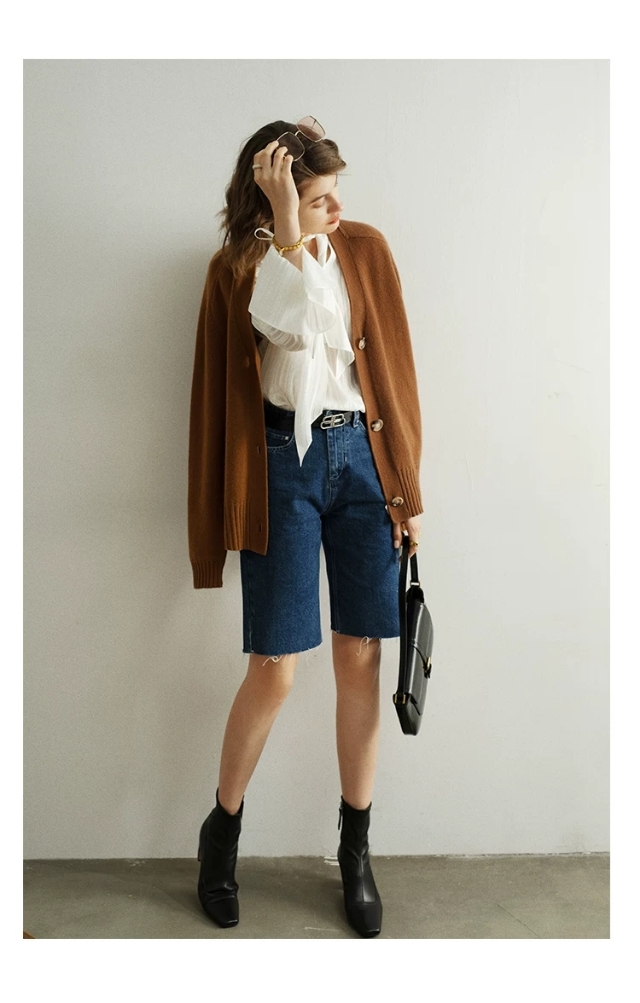 初秋时髦针织衫单品,初冬安哥拉高领条纹针织衫