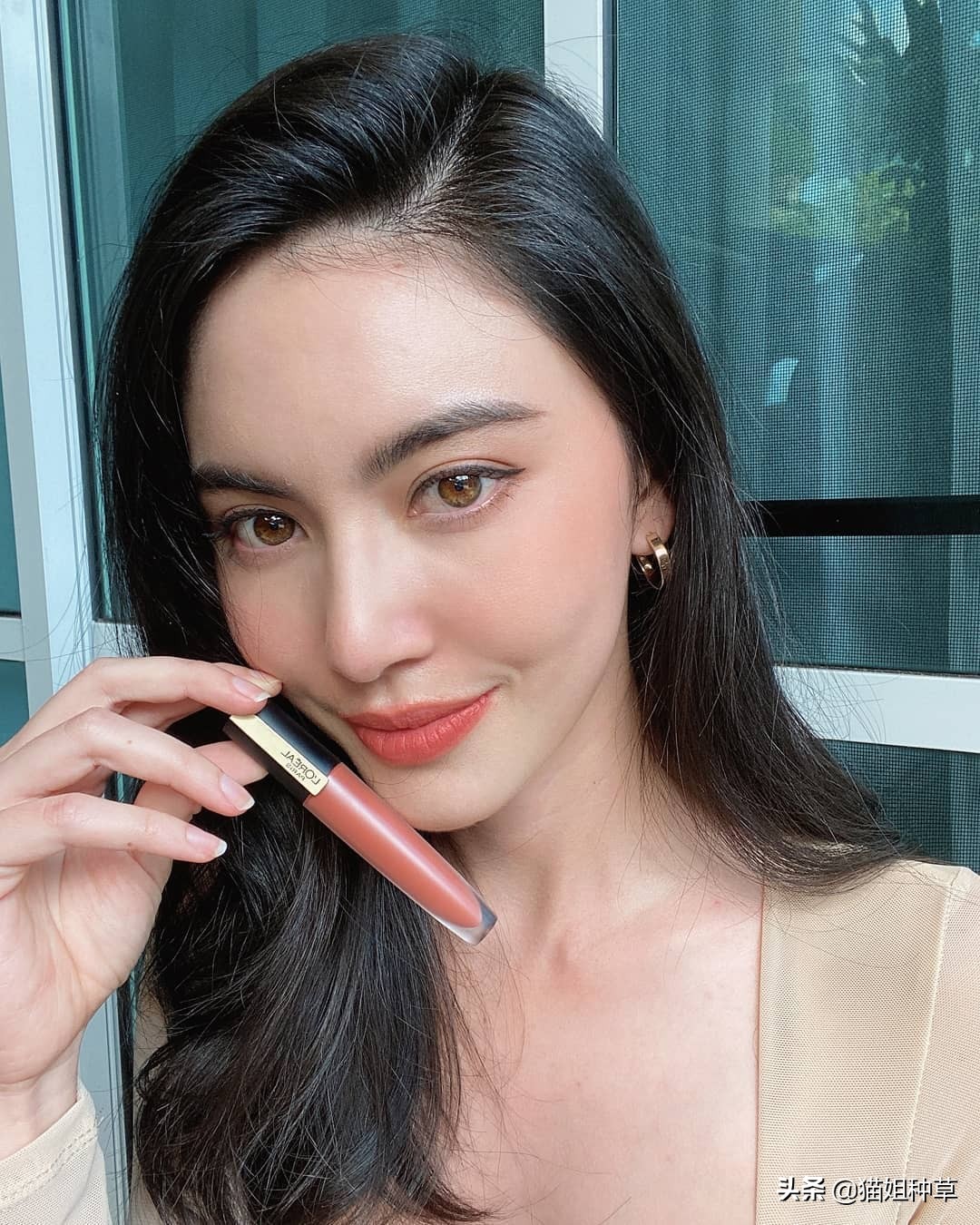 秋冬嘴巴干裂润唇膏推荐,秋冬唇釉显白气质唇釉推荐色