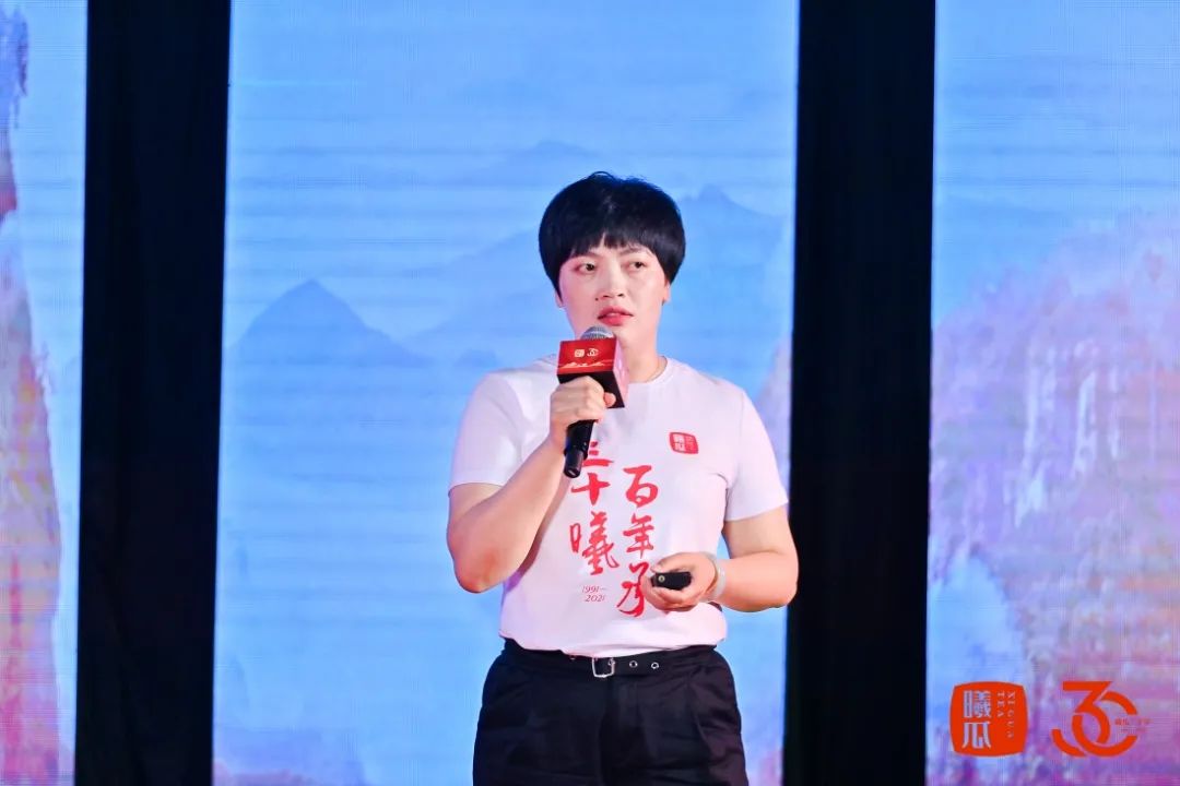 三十年风云激荡,三十年栉风沐雨三十年春华秋实