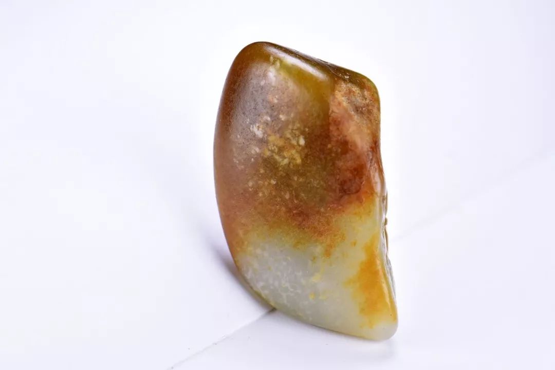 真正的玉石怎样分辨真假,玉石造假手段你知多少