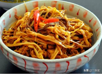 黄花菜开的花原来这么美,你眼中绽放的花