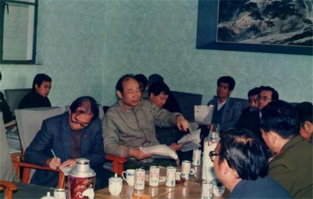 高伯龙作品,高伯龙讲述国防科技