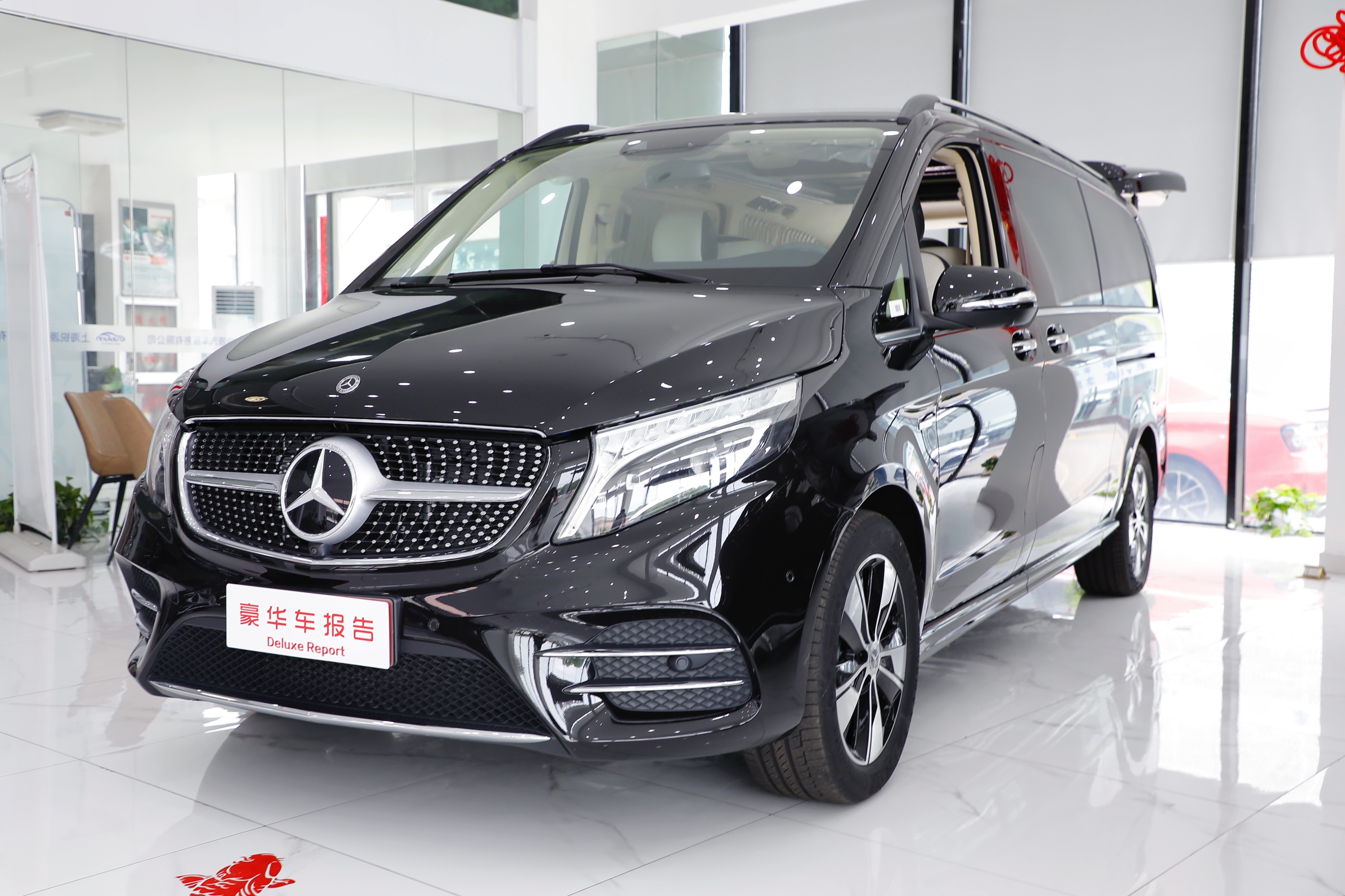 新款奔驰mpv深度评测,豪华之选这几款mpv才够牌面