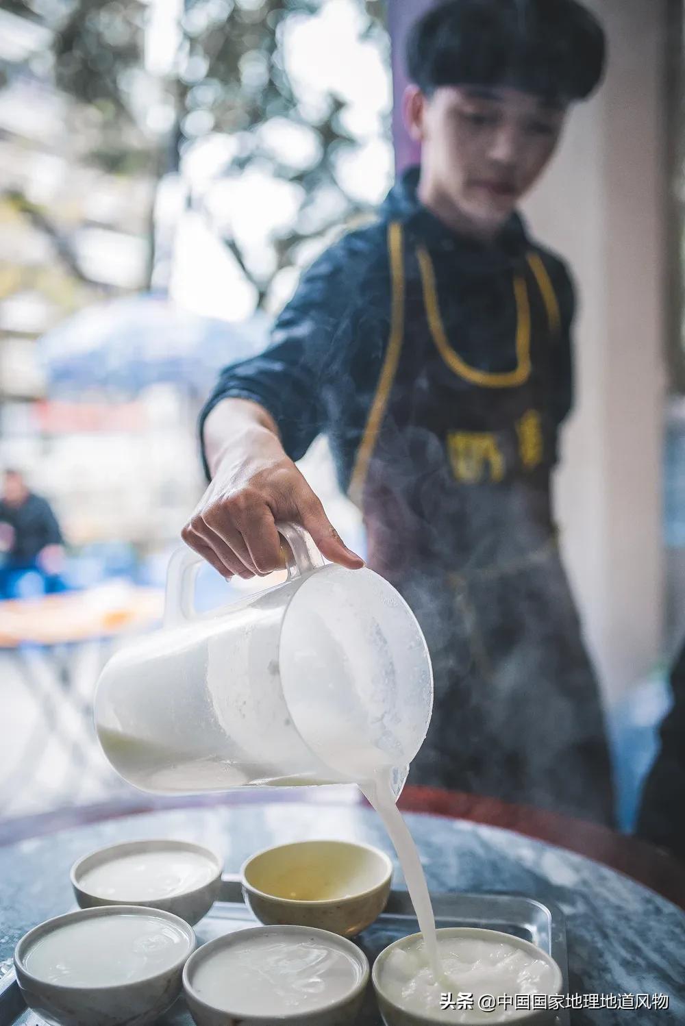 南方人的蘸水连北方人都馋,南方人喝东北牛奶