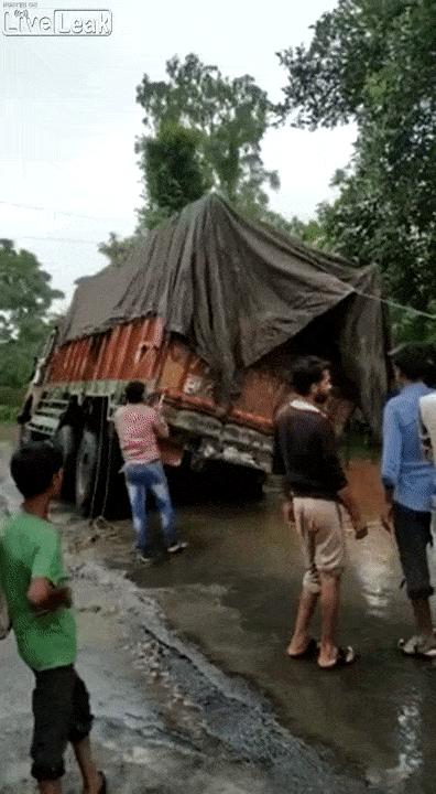 丢人搞笑动图gif,搞笑gif趣图世人皆醒我独睡