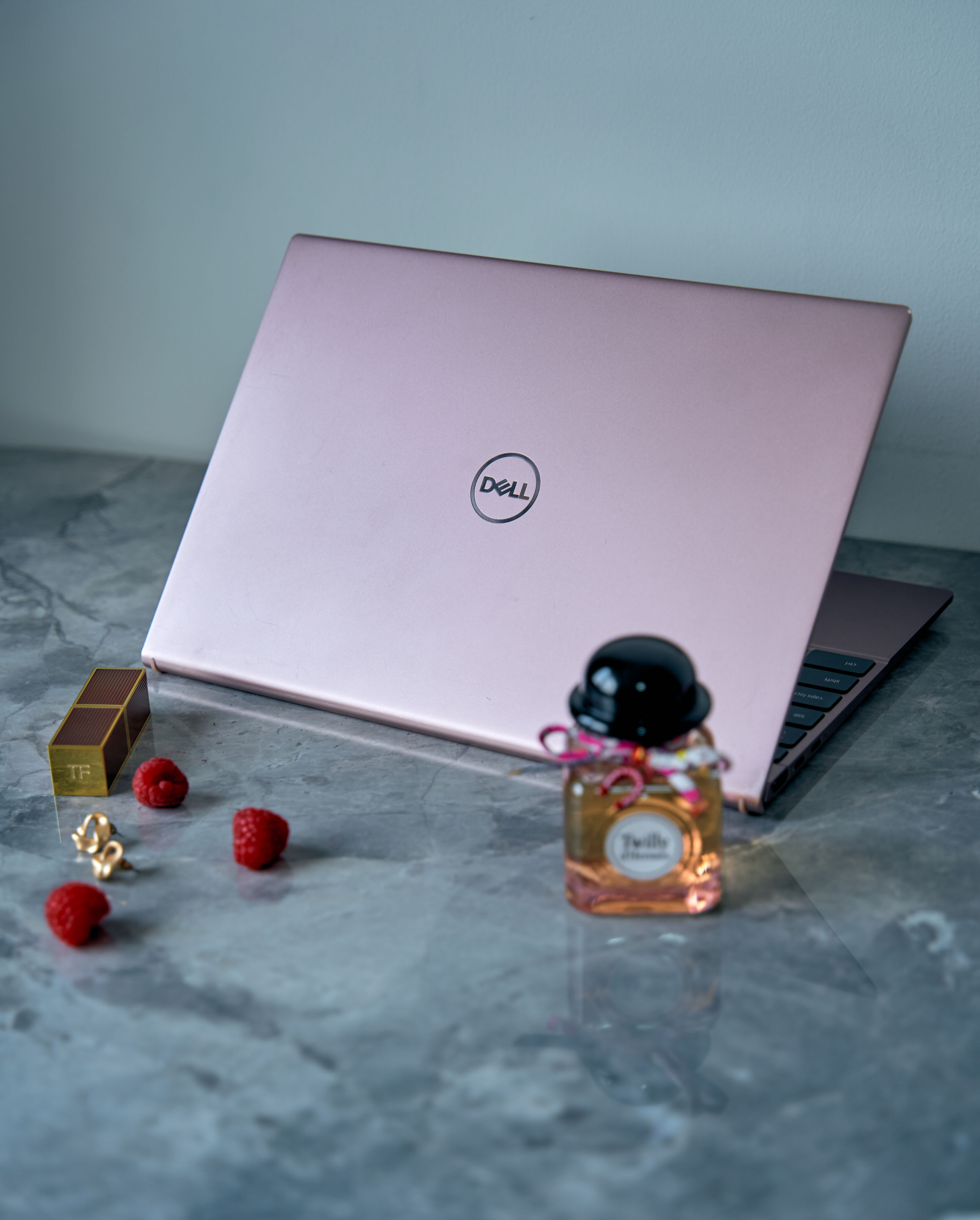 戴尔灵越13pro对比macbookair,戴尔灵越13proi3处理器