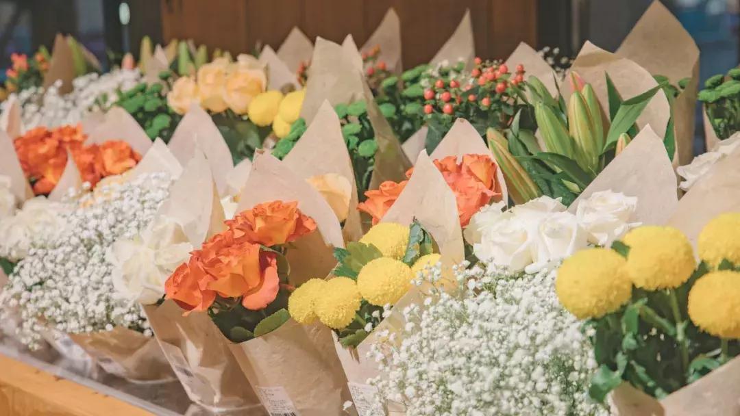 鲜花水果饮品集合店,鲜花果蔬茶饮