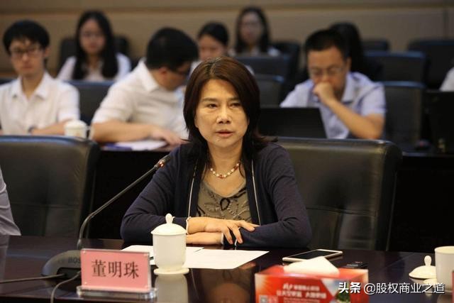 格力一场直播卖100多个亿,董明珠最新直播首秀