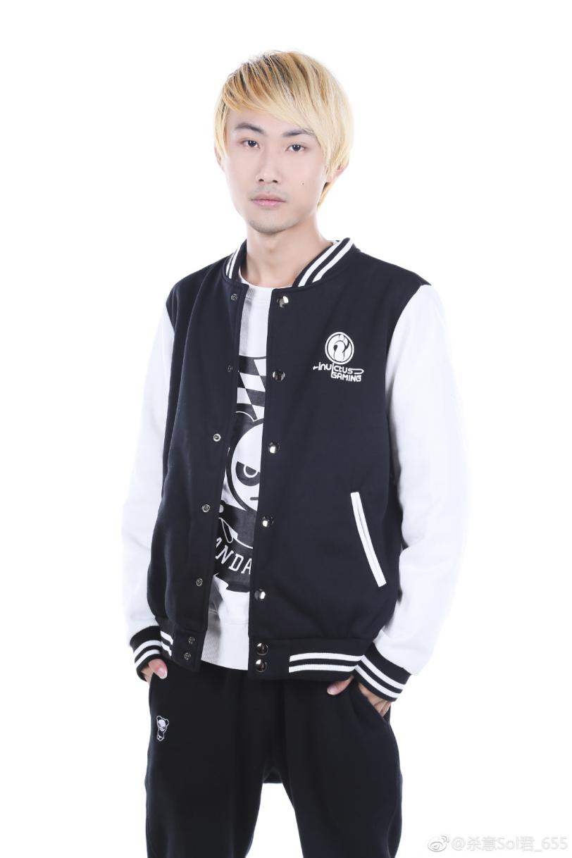 斗鱼sol君为什么叫君王,斗鱼小主播跳槽违约金