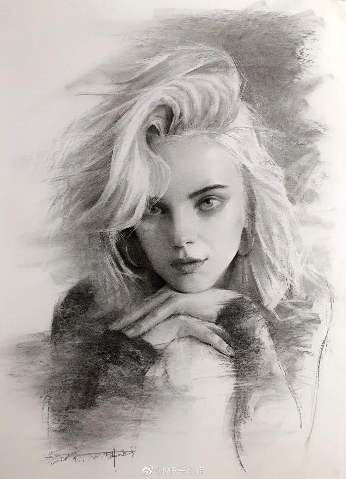 画一幅素描100万笔,胡歌、李现、迪丽热巴在他笔下全都画活了