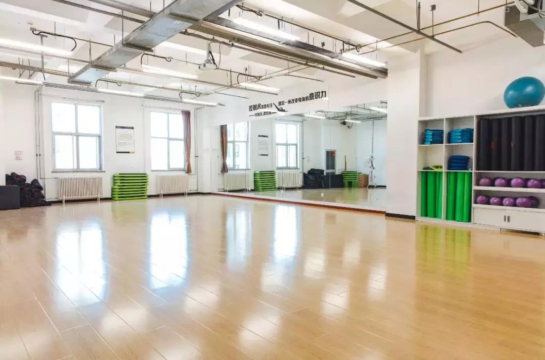 30岁转行健身教练太晚了,27岁当健身教练五年竟然还负债