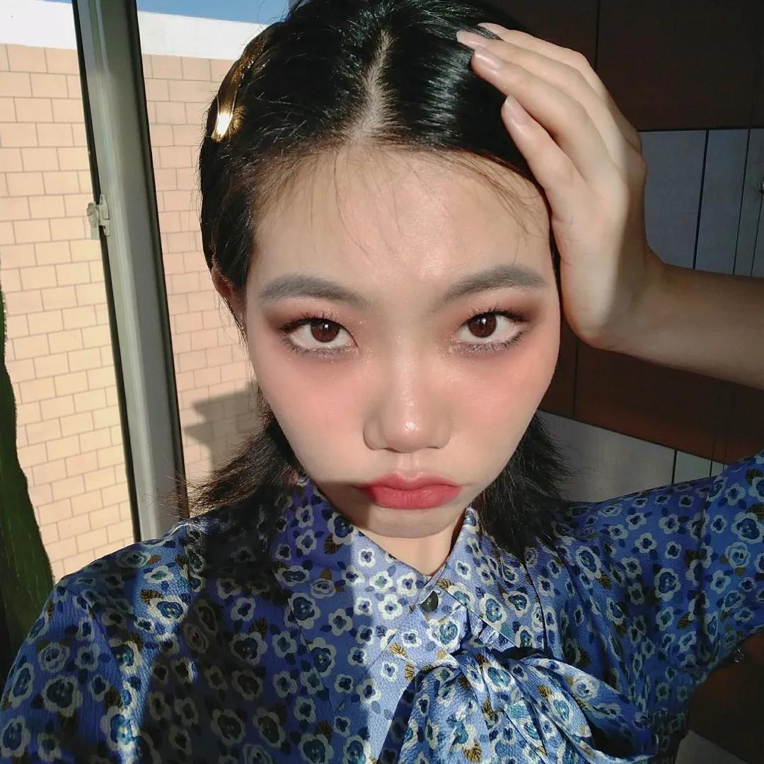 口罩也挡不住我的美,切磋1/2张脸你选谁