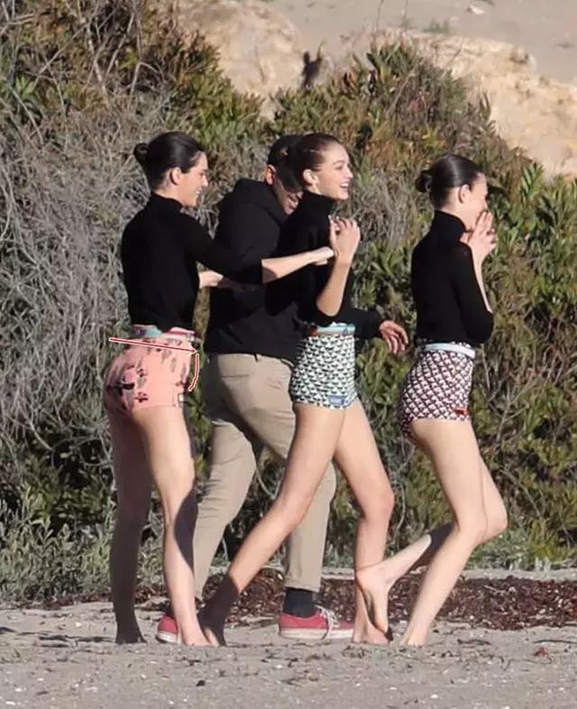 站军姿怎么样才不累,站军姿几个要点