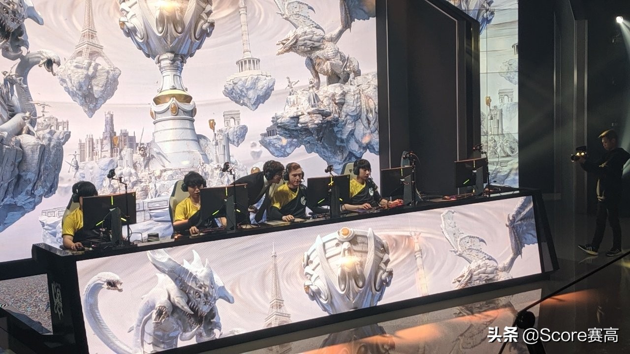 外媒评选s12选手上单,外媒评价前十打野