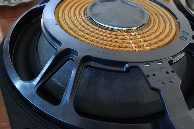 豪车原厂音响怎么没有4门隔音,豪车原车音响