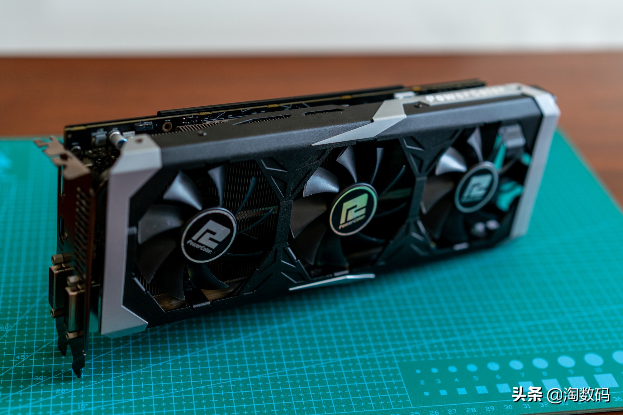 RX580残血版根本打不过:上古神器迪兰恒进R93908G酷能版再评测