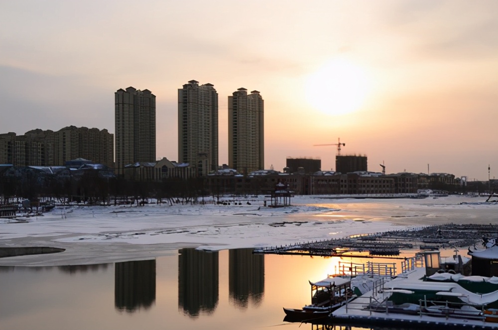 唐山地震完整版,唐山地震游玩
