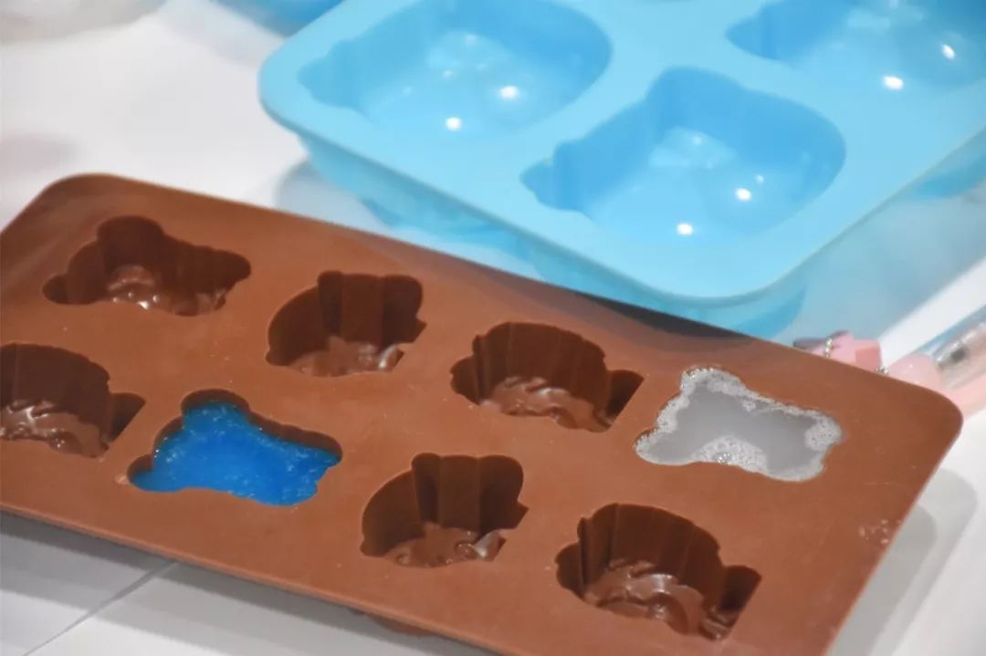 手工diy口红大概需要多久,10秒做口红