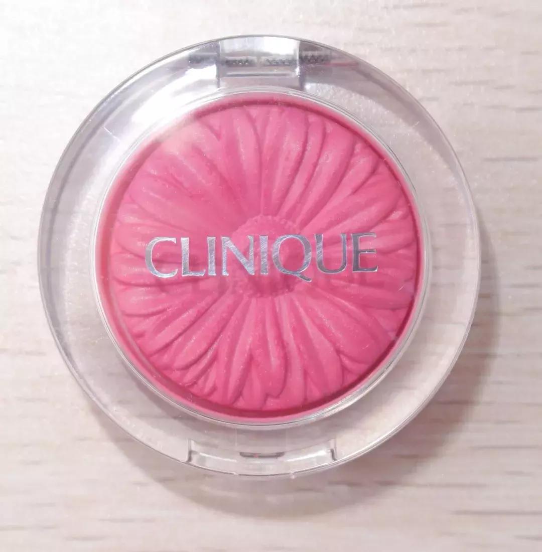 雪莉为什么会变黑,雪莉的照片为什么会越来越模糊