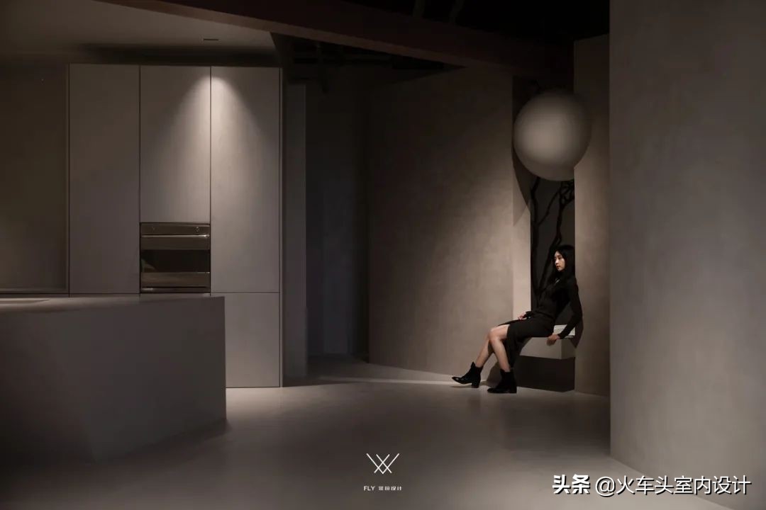 鑿叉媺璁捐瑁呴グ,鑿叉媺璁捐鐩存挱