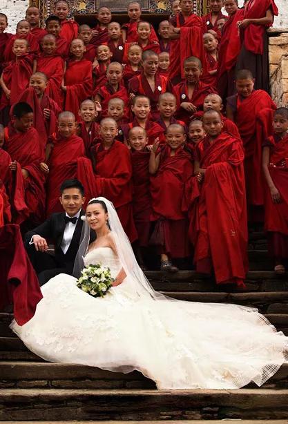 “不老女神”VeraWang，71岁的漫画腿，实在太slay了