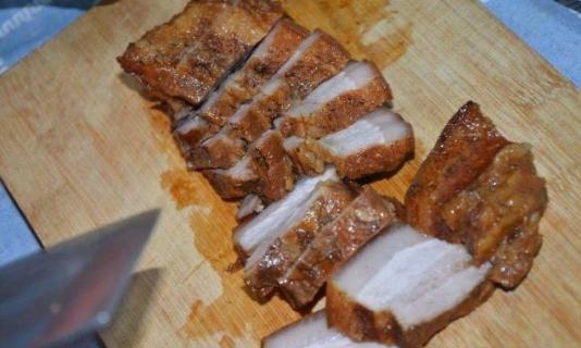 卤肉有点苦味是怎么回事,卤肉卤出来汤是苦的咋回事