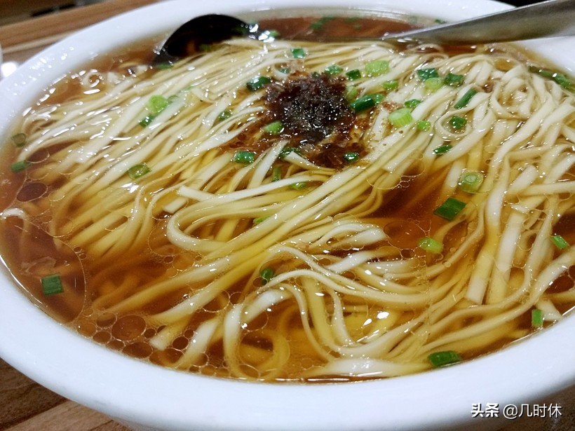 实实在在的阿拉宁波人的地道小饭馆,是带有阿姨的手艺