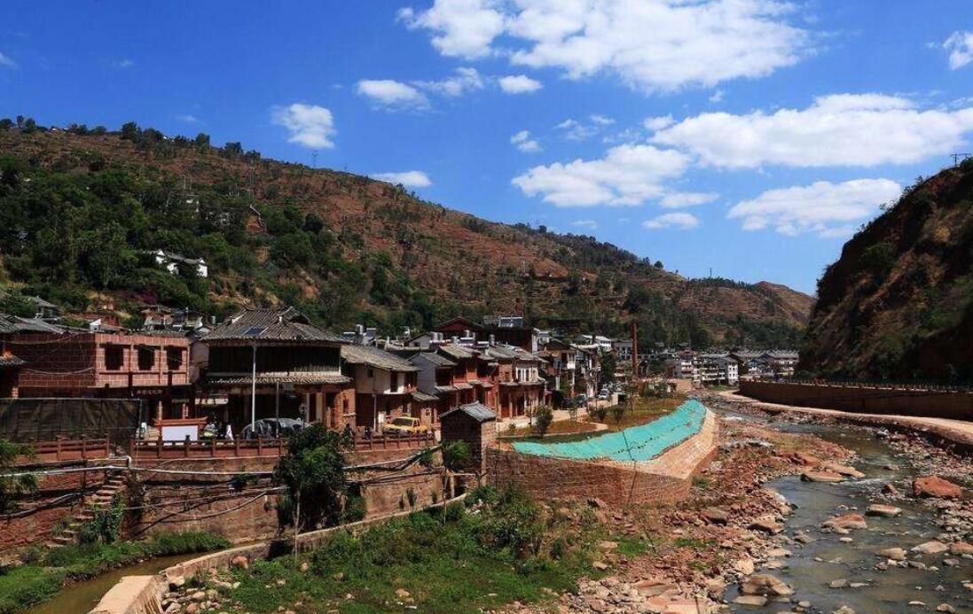 云南必去十大古镇景点推荐一下,云南必去的十大古镇景点推荐一下