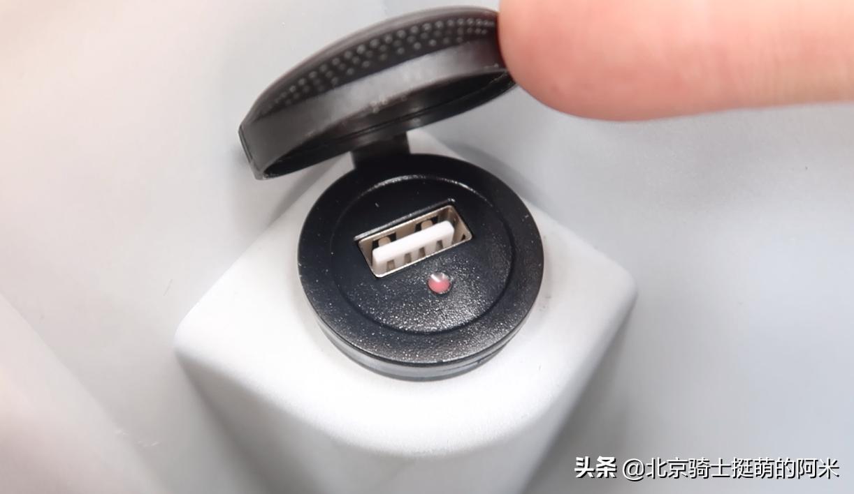 宗申幼兽新款110多少钱,新款复古幼兽弯梁110摩托车价格