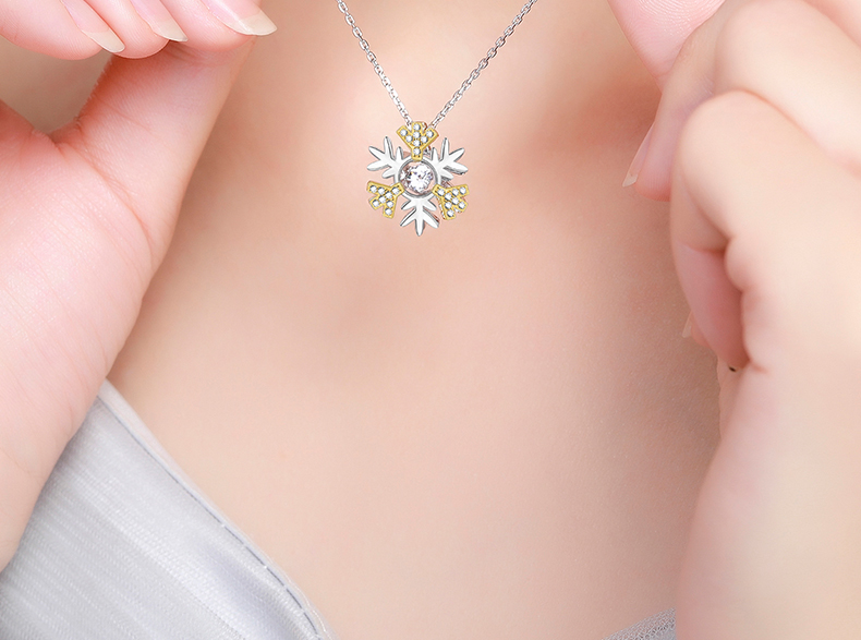 如何挑圣诞礼物，能哄女友开心