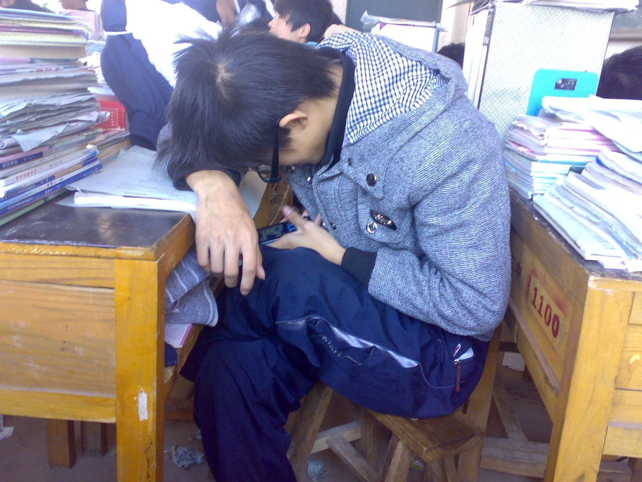 教师摸排4类品行不良学生,在他们走上犯罪道路前努力拉一把