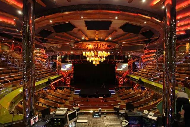 日本防疫钻石公主号邮轮,日本钻石公主号邮轮海上漂多久