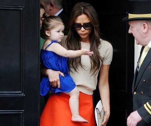 生孩子后容易衰老的特征,为何女性产后衰老那么快