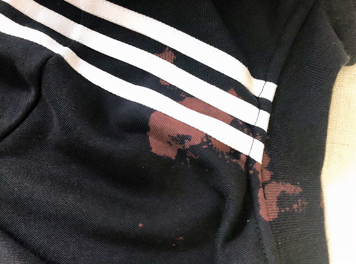 衣服染色白醋怎么补救,衣服染色怎么办用白醋盐