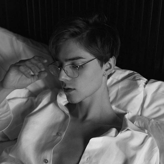 手绘欧美男头高质量图集,高质量小众男头欧美图集