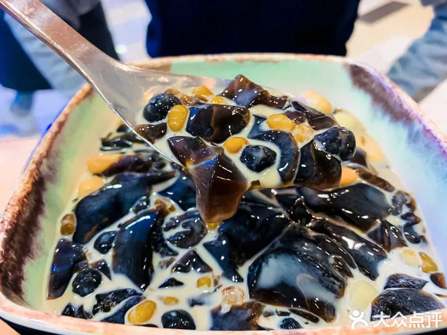 陈立农书亦烧仙草地点,陈立农天天向上吃贵州菜