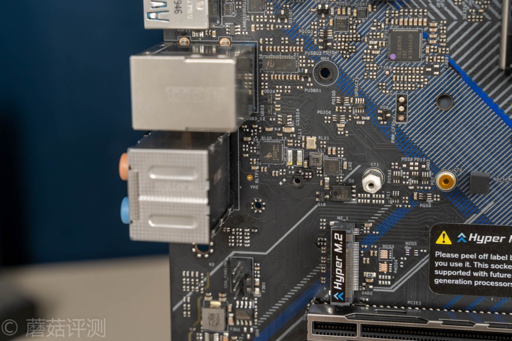 颜值高的z690主板,华擎z490极限玩家4