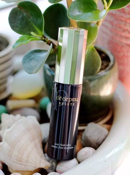 cpb肌肤之钥遮瑕棒,正确cpb隔离dw粉底液上妆方法