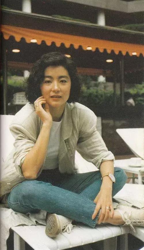 港风必备单品,流行的港风穿搭