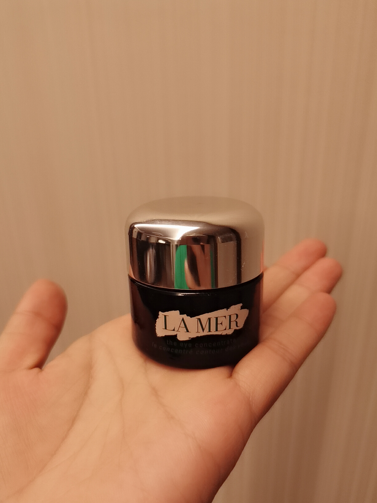 海蓝之谜修护精华适合什么皮肤,兰蔻小黑瓶和海蓝之谜修复精华