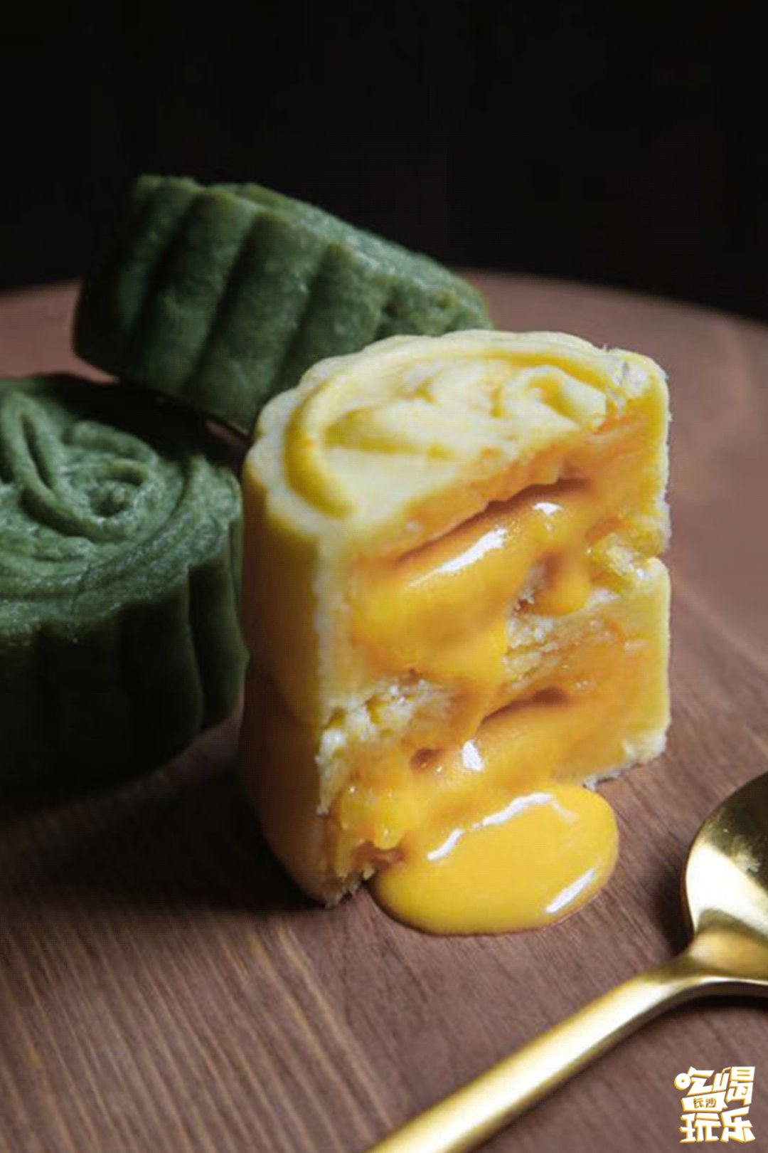 最好吃的月饼健康解馋,吃各种各样的超多月饼全部吃完