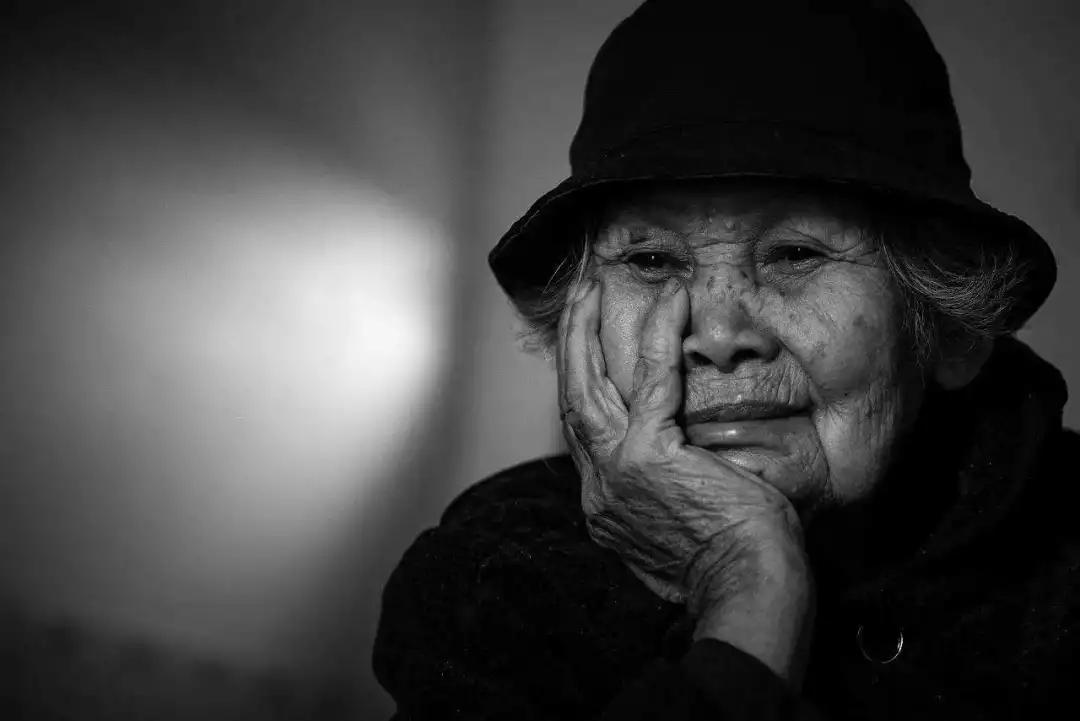 89岁*安妇慰**亲述当年慰安所的日子听完只有三个字想杀人