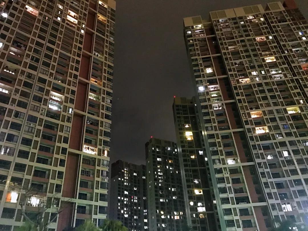 大亚湾夜景真实视频,大亚湾鬼城亮灯率