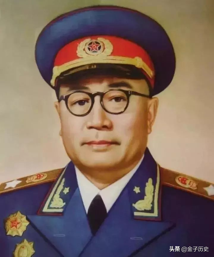 被称为战略家极难！*伯承刘**却早就称粟裕为战略家，粟裕当得起吗？