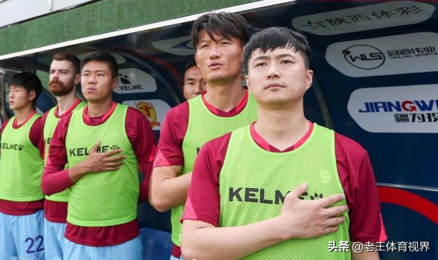 职业足球守门员搞笑名场面,职业足球运动员搞笑名场面