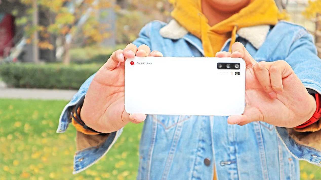 坚果pro3使用感受,不谈情怀只看产品坚果pro3轻体验