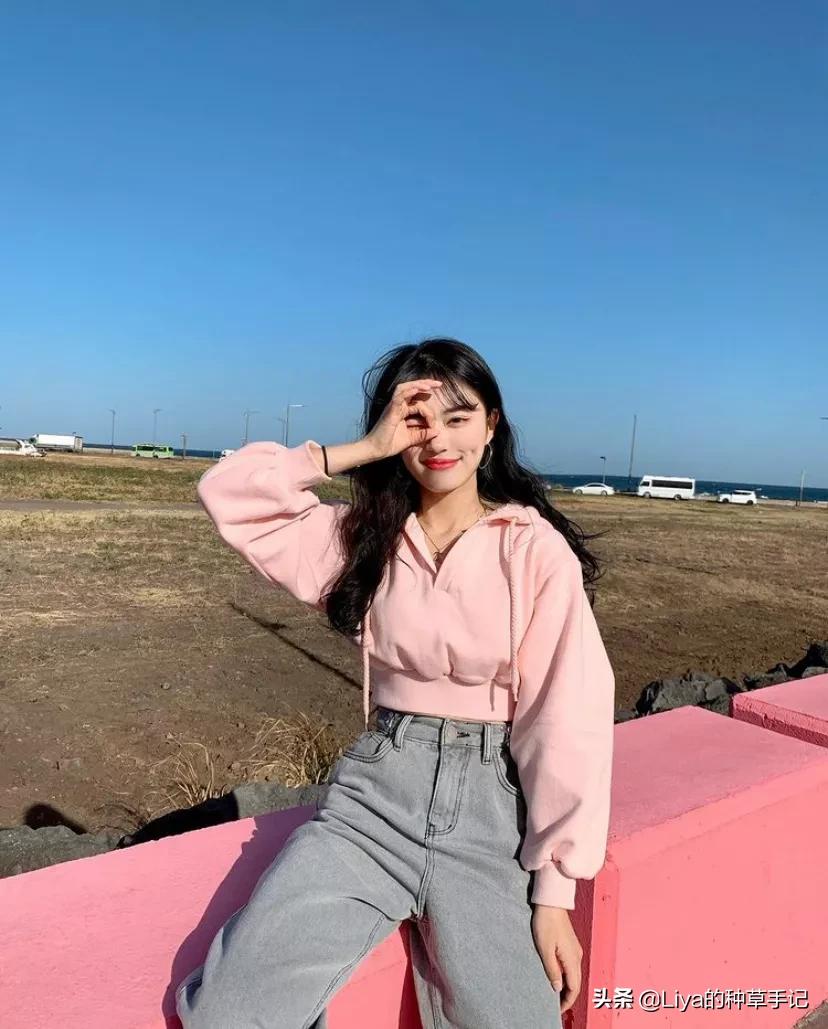 卫衣+3件下装=早春王炸组合！太好看