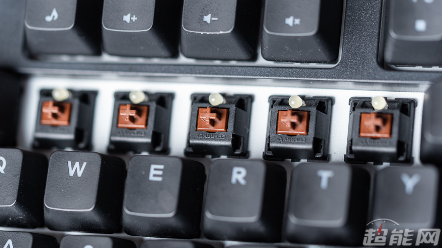 酷冷至尊烈焰枪旗舰版改蓝牙,酷冷至尊键盘烈焰枪测评